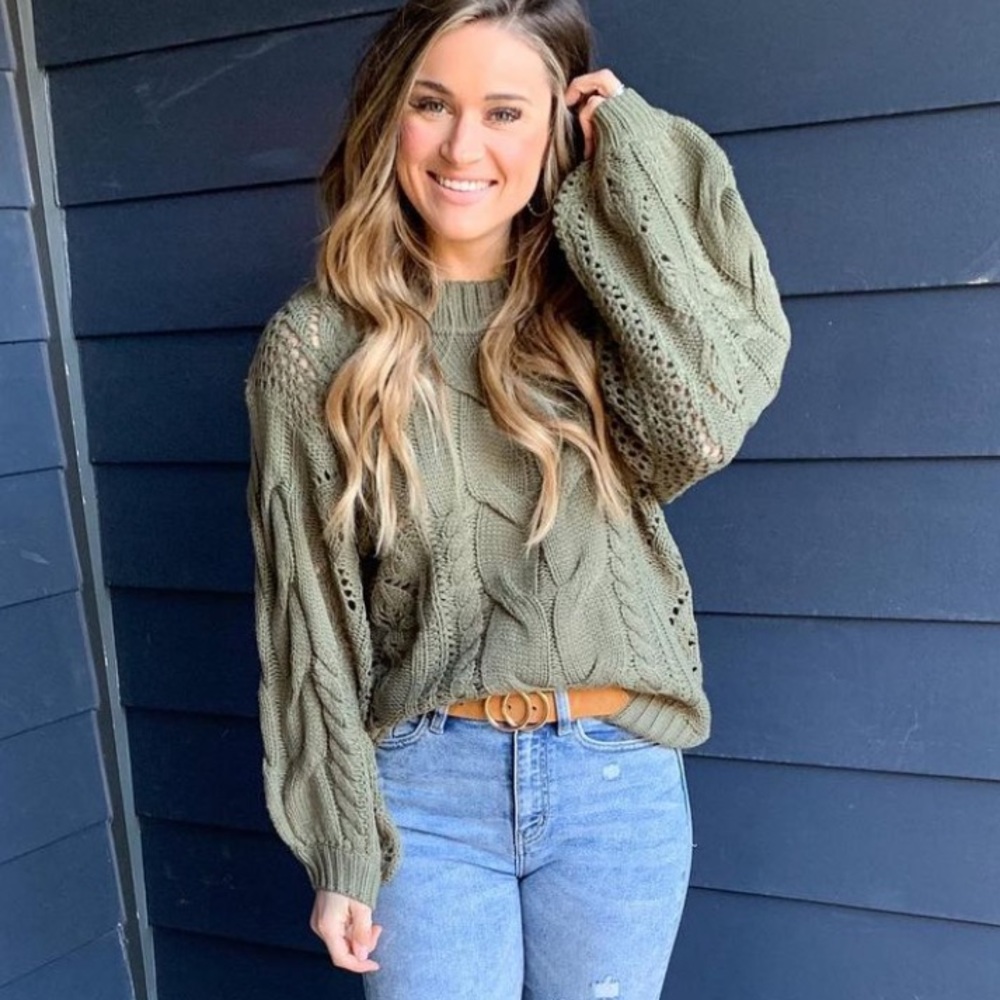 NWT Kori Cable Knit Sweater